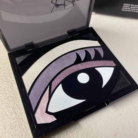 Jillian Dempsey for Avon Perfect Eyes Kit Deep Purple - Picture 2 of 4